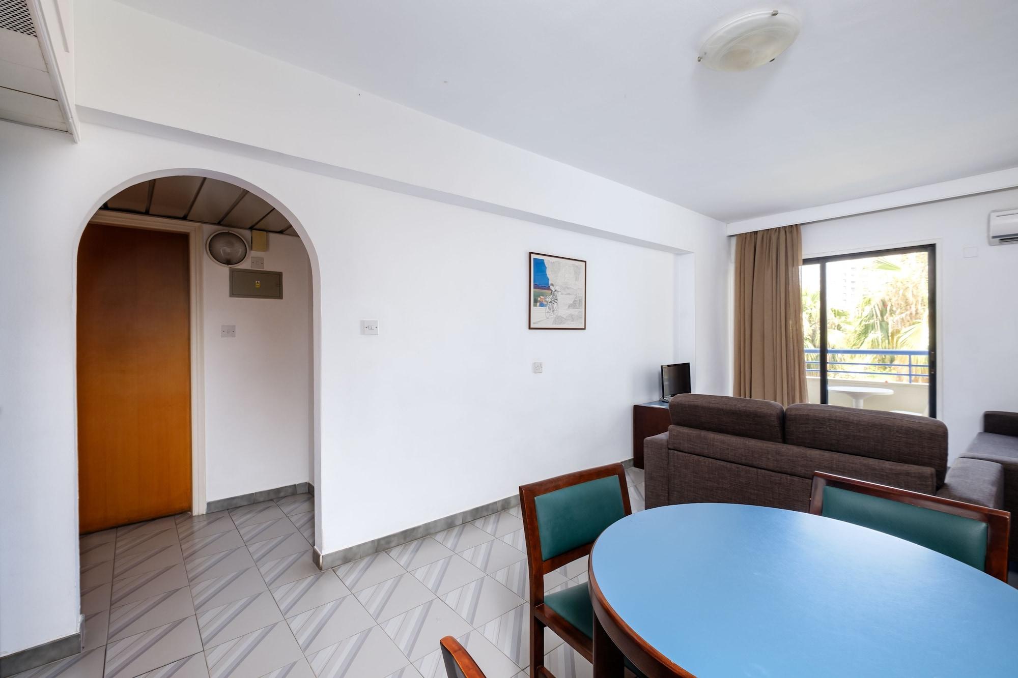 Atrium Zenon Apart Otel 3*