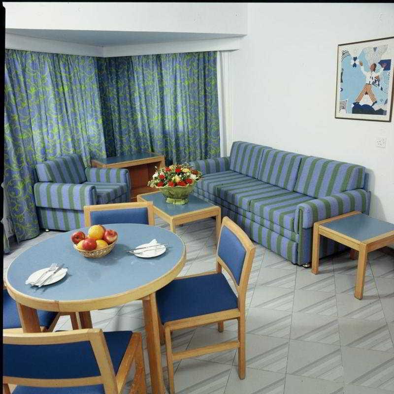 Apart Otel Atrium Zenon Larnaca