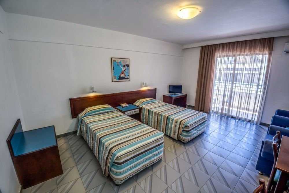 Atrium Zenon Apart Otel Larnaca